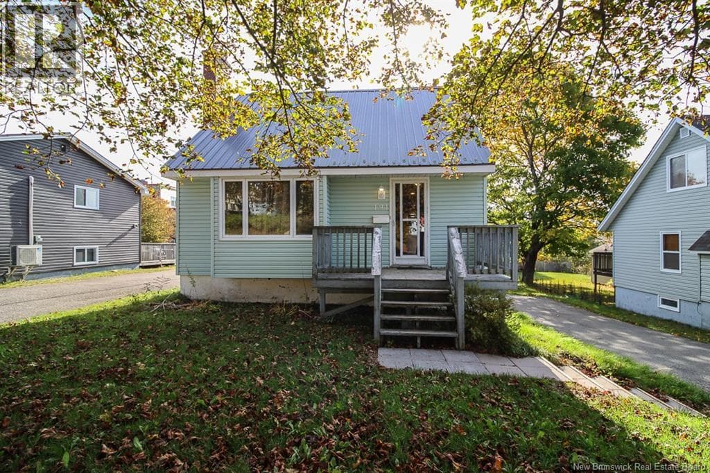 191 Ellerdale Street, photo 2