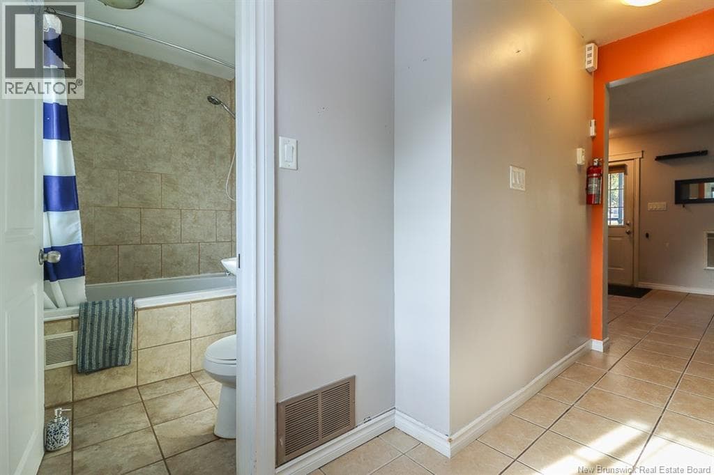 191 Ellerdale Street, photo 32