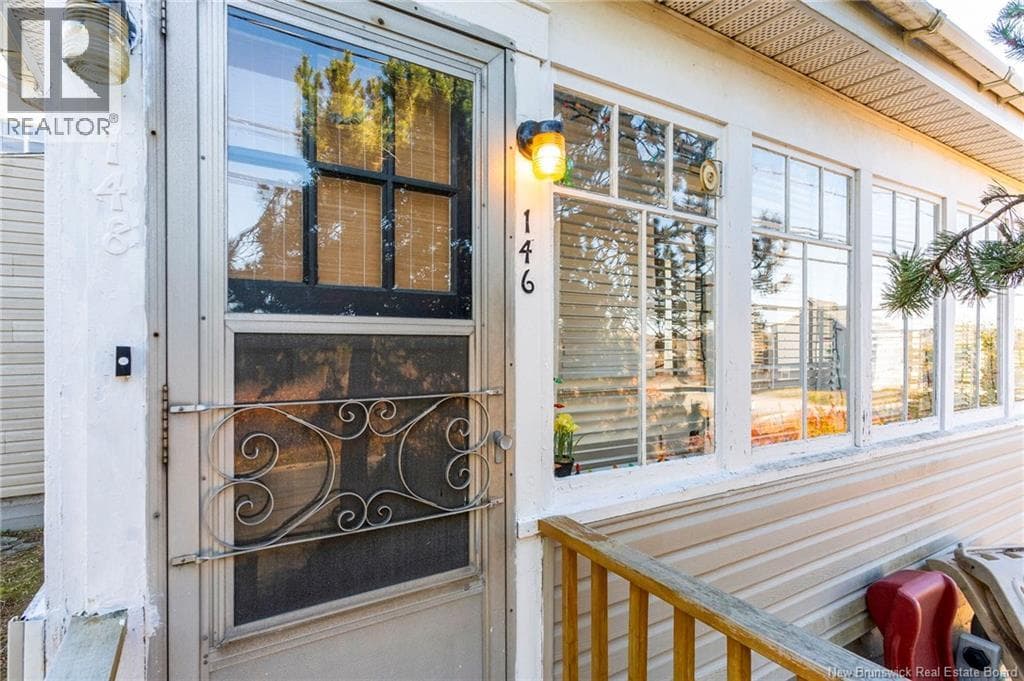 146 Golden Grove Road, photo 2