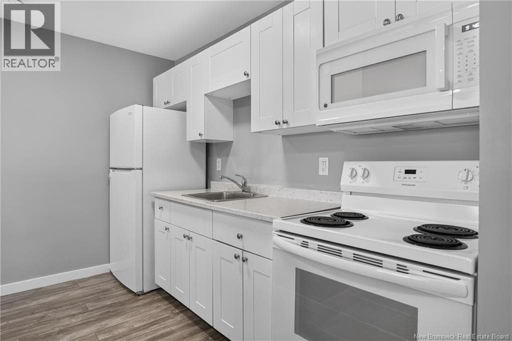 35 Centennial Drive, photo 12