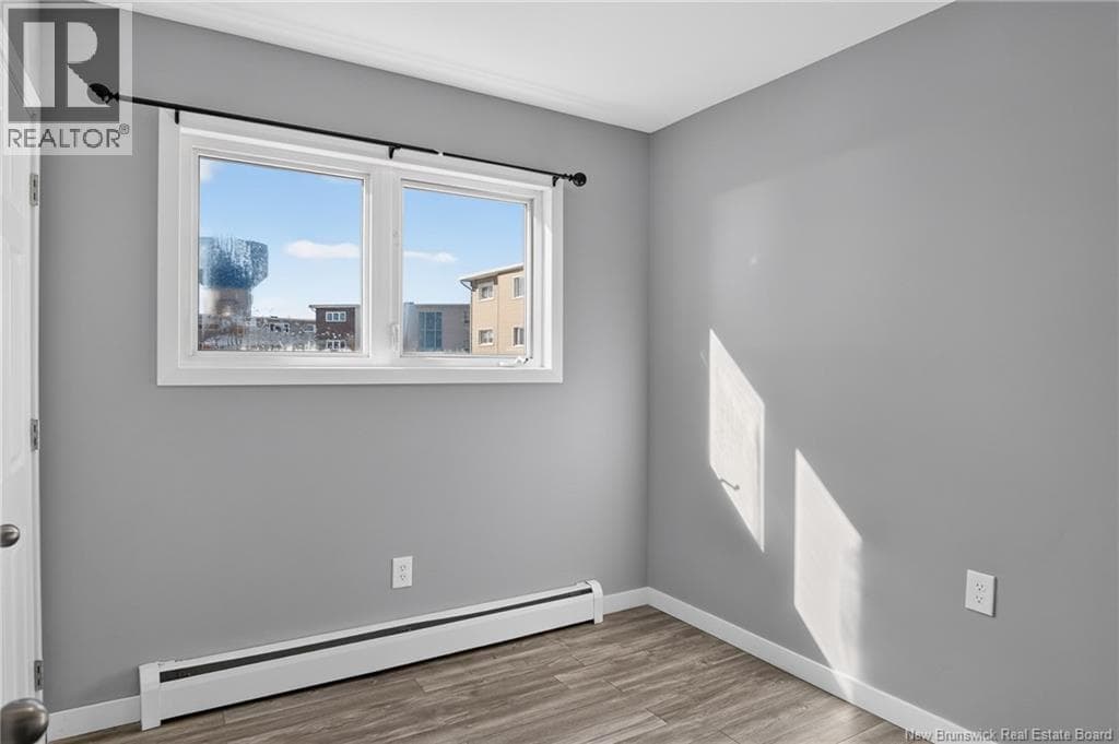 35 Centennial Drive, photo 15