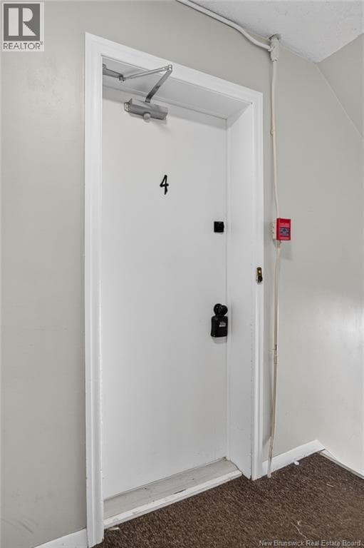 35 Centennial Drive, photo 18