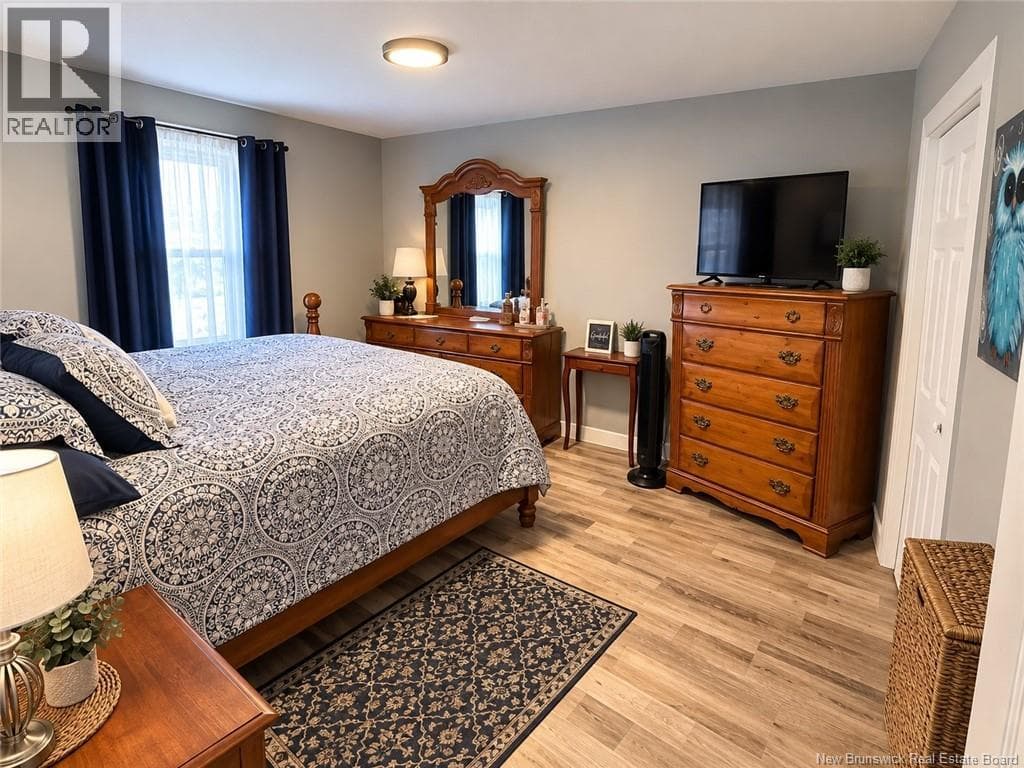 325 Woodville Road, photo 11