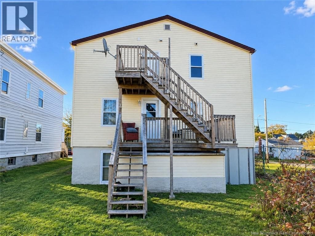 325 Woodville Road, photo 3